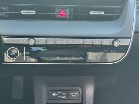 Certified 2025 Hyundai Ioniq 5 SEL image 9