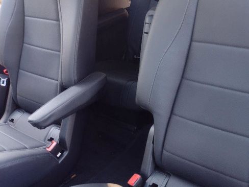 Used 2022 Mercedes-Benz GLS 450 4MATIC image 19