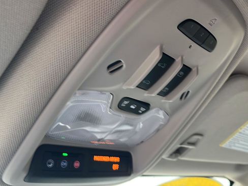 Used 2022 Buick Encore GX Essence w/ Advanced Technology Package image 16