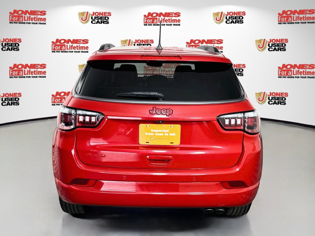 Used 2022 Jeep Compass Limited AWD/4WD image 14