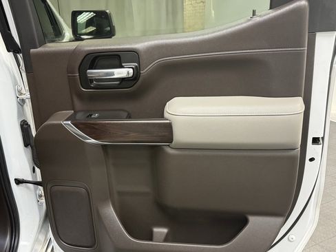 Used 2019 GMC Sierra 1500 SLT w/ SLT Premium Package image 20