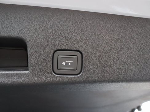 New 2026 Chevrolet Traverse RS image 33