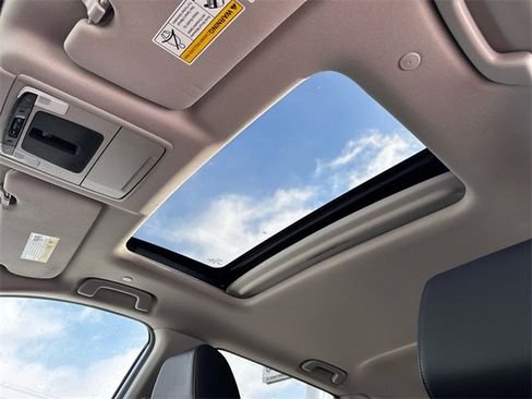 Used 2024 Honda CR-V EX-L image 21