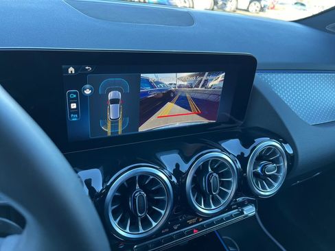 Certified 2025 Mercedes-Benz GLA 250 4MATIC image 25