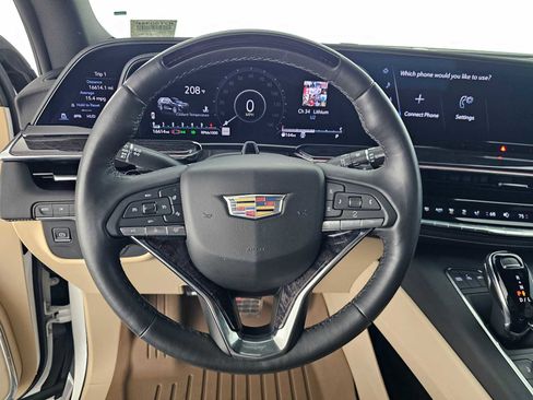 Certified 2023 Cadillac Escalade Premium Luxury w/ Performance Package AWD/4WD image 24