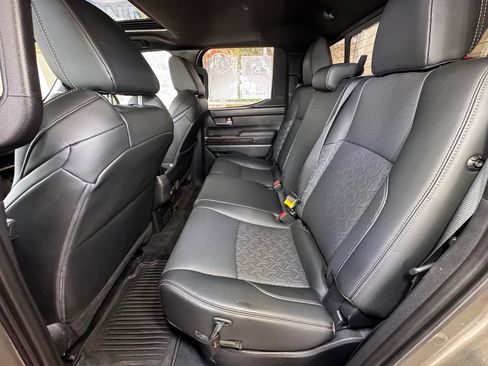 Certified 2025 Toyota Tacoma Limited AWD/4WD image 46