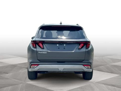 Used 2025 Hyundai Tucson SEL FWD image 7
