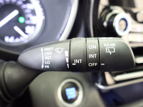 Used 2021 Toyota Highlander Limited AWD/4WD image 31