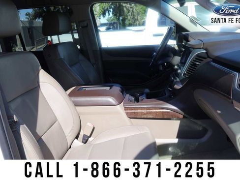 Used 2015 Chevrolet Suburban LT w/ Luxury Package RWD image 36