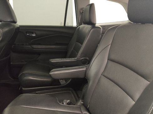 Used 2018 Honda Pilot Elite image 18