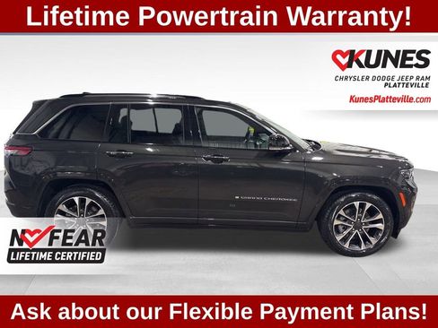 Used 2023 Jeep Grand Cherokee Overland w/ Luxury Tech Group IV image 12