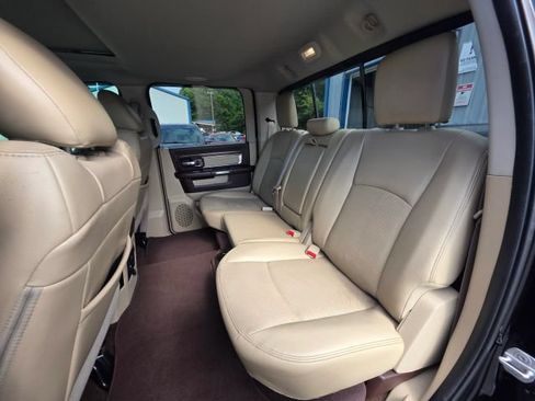 Used 2013 RAM 1500 Laramie w/ Convenience Group AWD/4WD image 21
