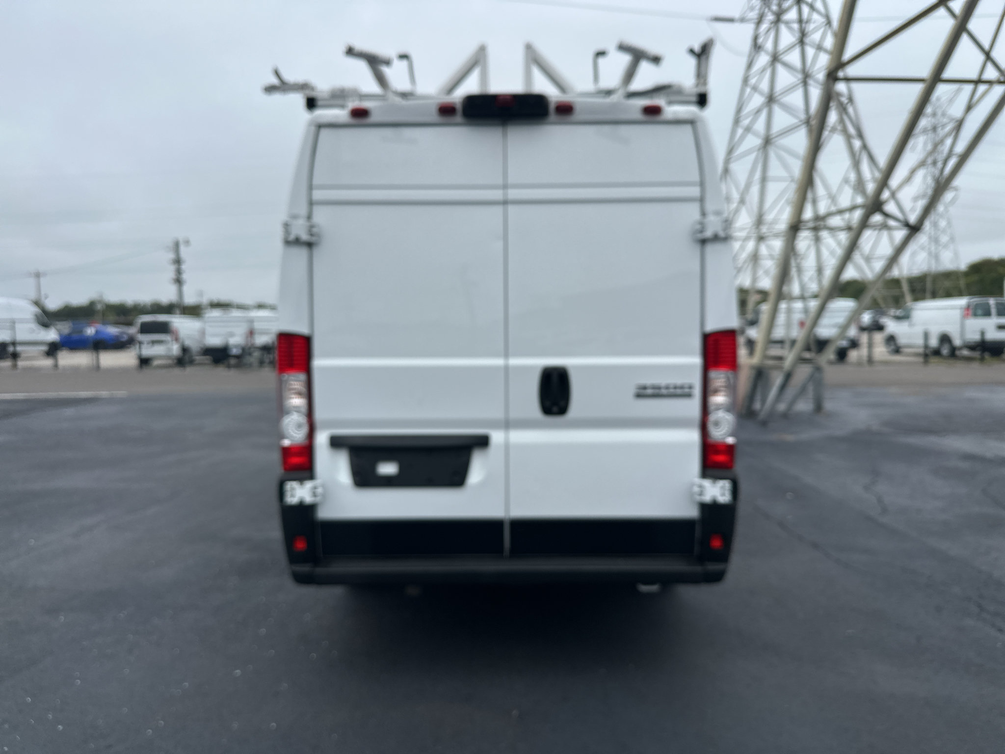Used 2023 RAM ProMaster 3500 FWD image 7