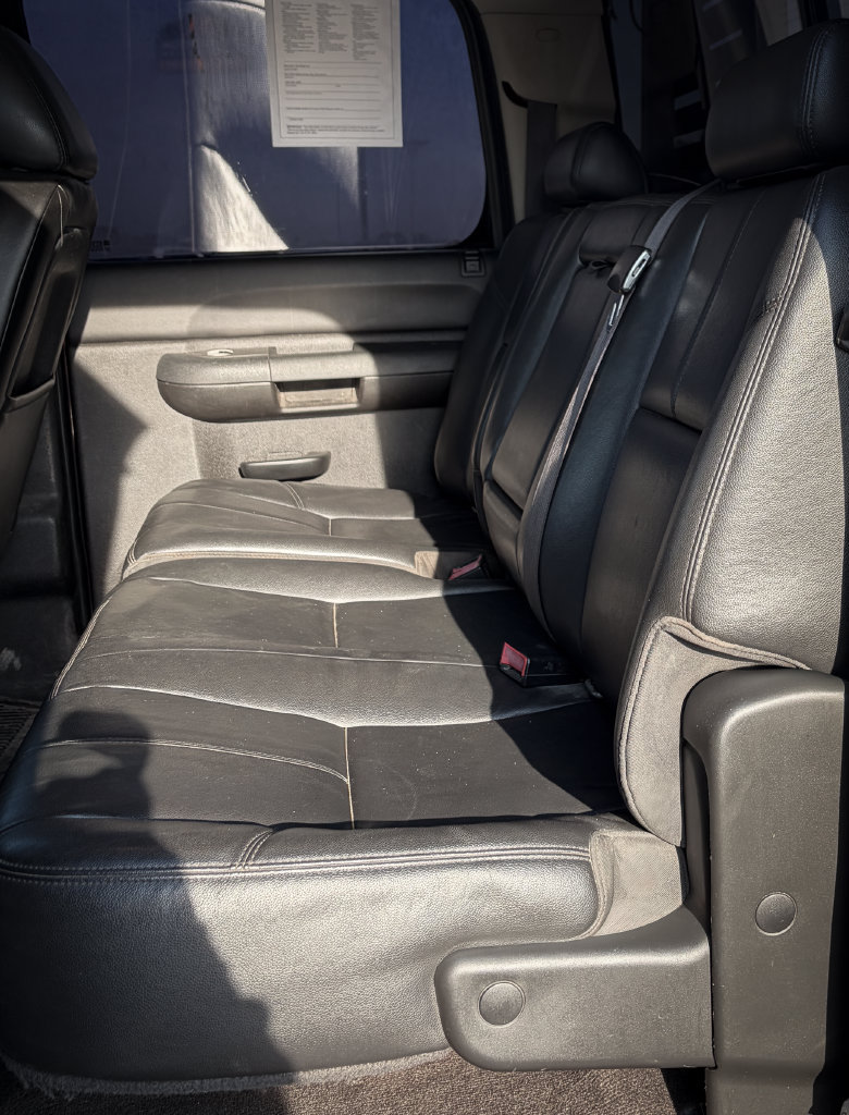 Used 2013 Chevrolet Silverado 2500 LT w/ Texas Edition AWD/4WD image 14
