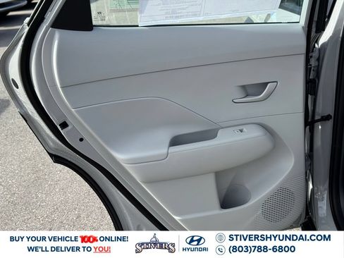 Used 2026 Hyundai Kona SE FWD image 16