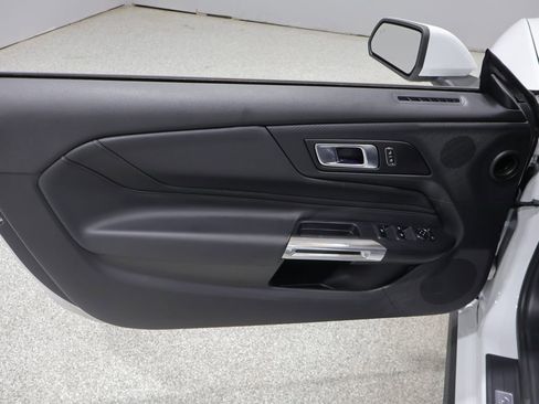 Used 2025 Ford Mustang Premium RWD image 19