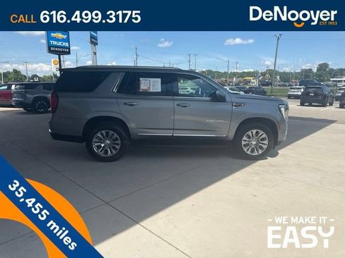 Used 2025 GMC Yukon Denali AWD/4WD image 9