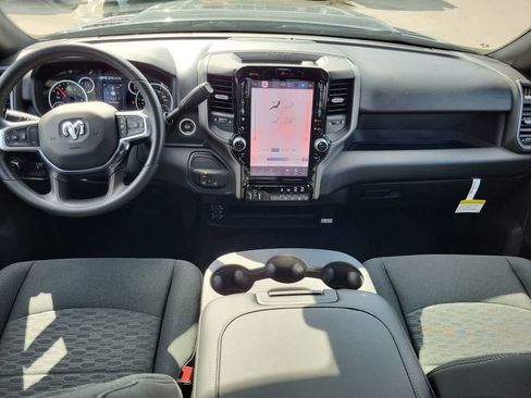 New 2026 RAM 2500 Tradesman AWD/4WD image 18