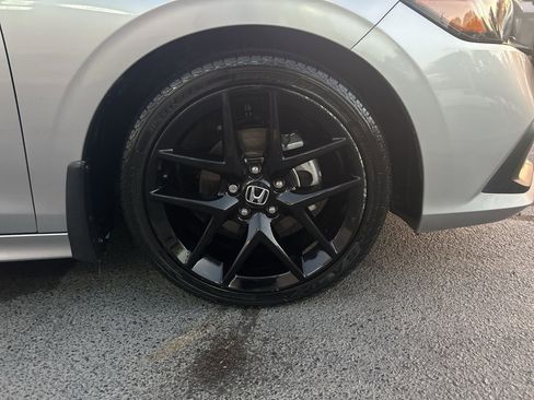 Used 2024 Honda Civic Sport image 10