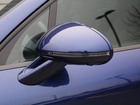 New 2026 Porsche Macan image 14