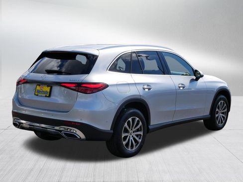 Used 2023 Mercedes-Benz GLC 300 4MATIC image 7