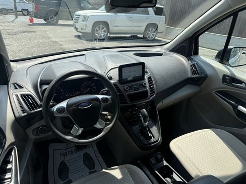 Used 2022 Ford Transit Connect XLT FWD image 16