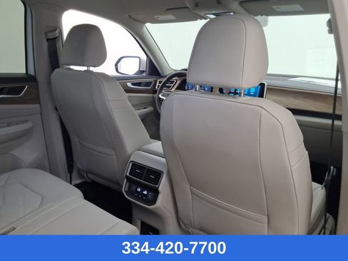 New 2026 Volkswagen Atlas SE image 21