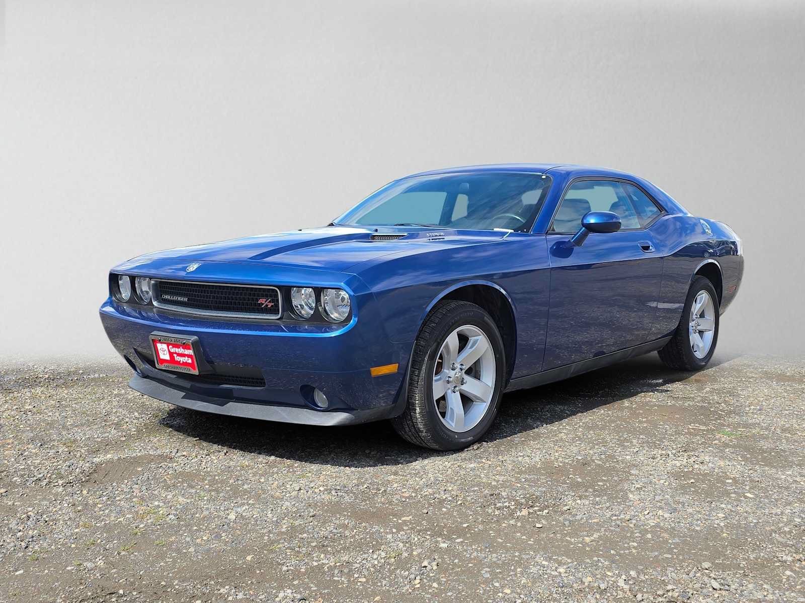 Used 2010 Dodge Challenger R/T RWD image 6