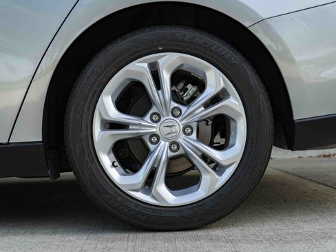 Used 2023 Honda Accord LX image 15