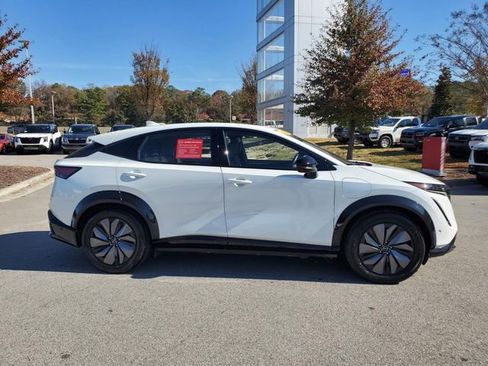 Certified 2024 Nissan Ariya AWD image 3