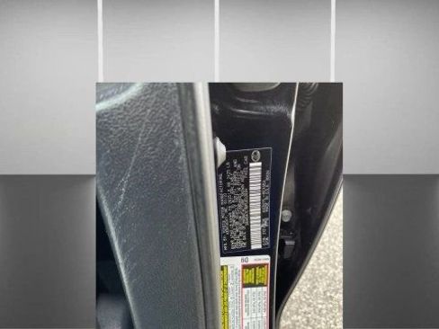 Used 2023 Lexus ES 300h F Sport image 18