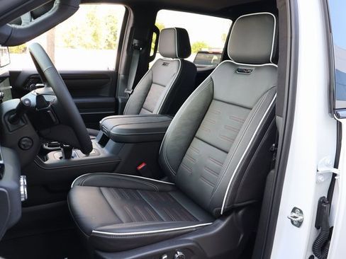 New 2025 GMC Sierra 1500 AT4X image 13