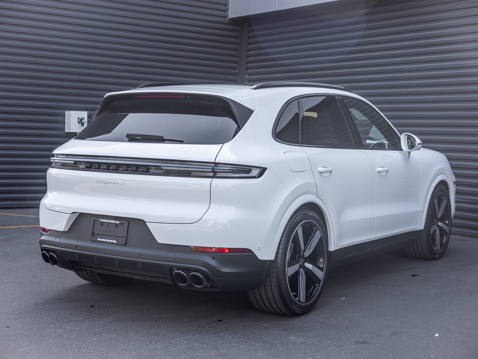 Certified 2026 Porsche Cayenne S AWD/4WD image 9
