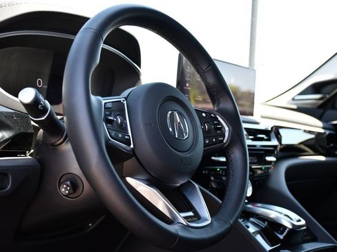 Certified 2026 Acura MDX FWD w/ Technology Package image 13
