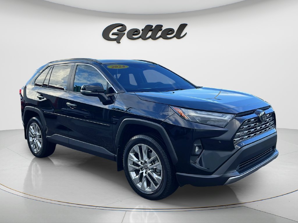 Used 2024 Toyota RAV4 Limited FWD image 3