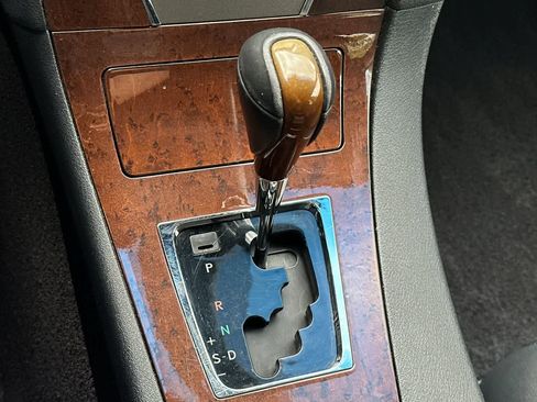 Used 2010 Lexus ES 350 FWD image 23