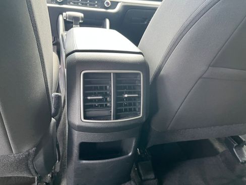 Used 2025 Kia Sportage LX image 22