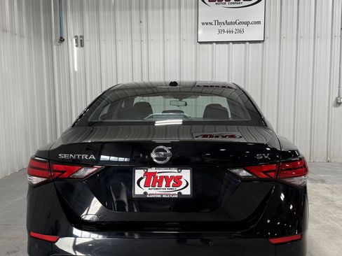 Used 2022 Nissan Sentra SV w/ All-Weather Package image 4