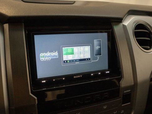 Used 2017 Toyota Tundra SR5 image 11