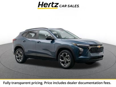 Used 2025 Chevrolet Trax LT