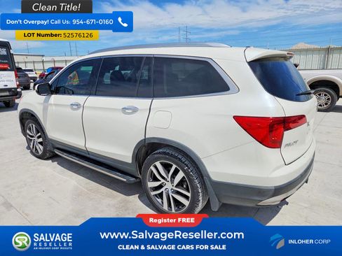 Used 2018 Honda Pilot Touring image 3