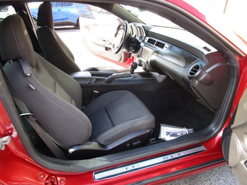 Used 2014 Chevrolet Camaro SS w/ RS Package image 19