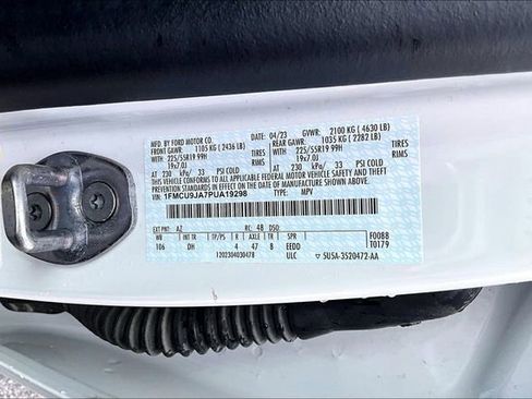 Used 2023 Ford Escape Platinum w/ Premium Technology Package AWD/4WD image 18