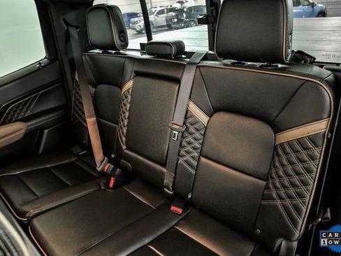 Used 2023 GMC Canyon Denali image 14