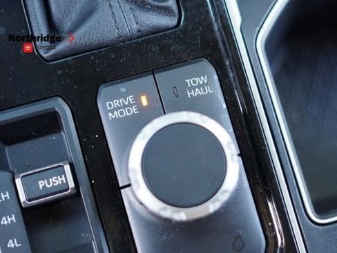 Used 2023 Toyota Tundra Limited image 40