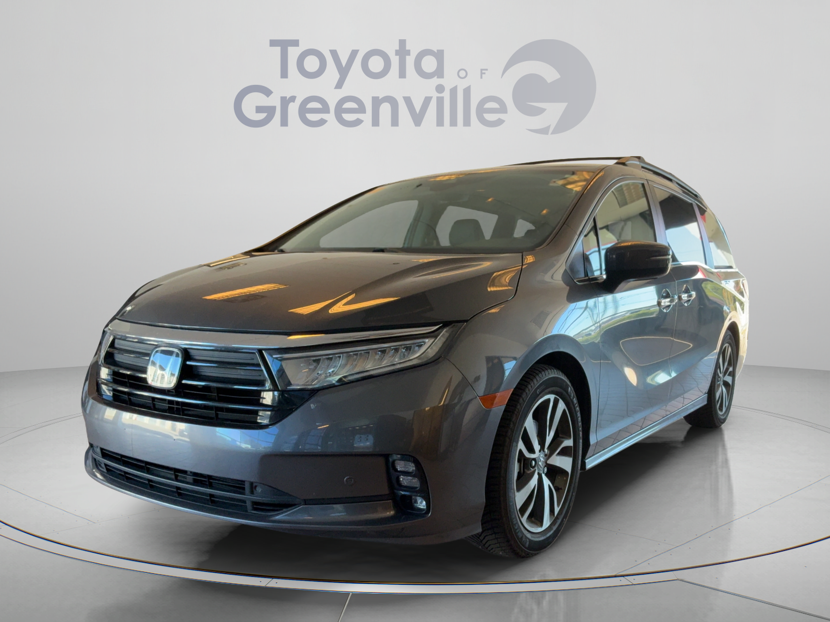 Used 2021 Honda Odyssey Touring image 1