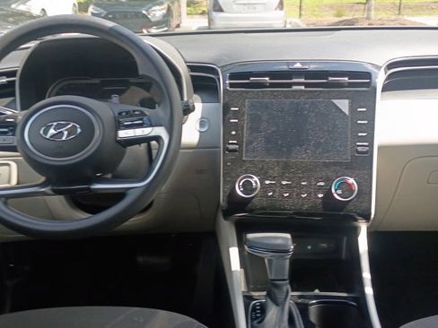 Used 2023 Hyundai Tucson SEL FWD image 18