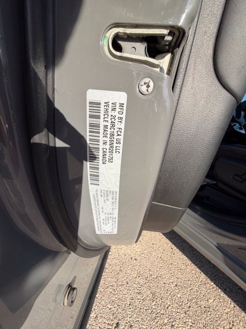Used 2022 Chrysler Pacifica Touring-L w/ Uconnect Theater Family Group FWD image 30