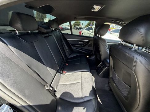 Used 2017 BMW 330i Sedan RWD image 26