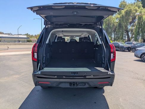 Used 2025 Ford Expedition Max Active AWD/4WD image 32